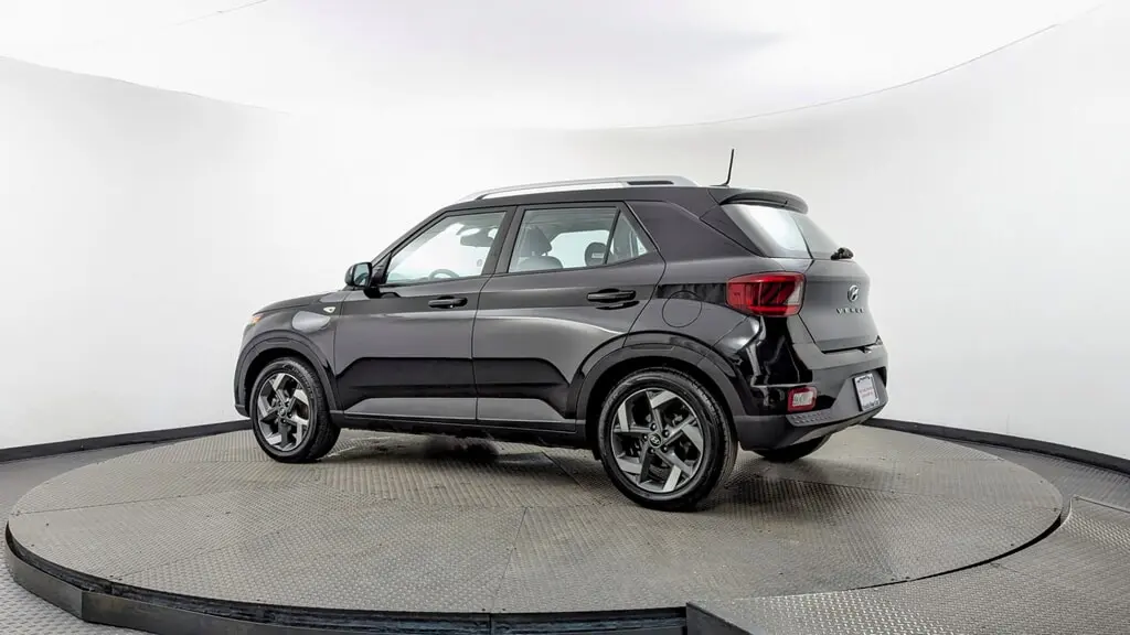 Florida Fine Cars - Used HYUNDAI VENUE 2023 MARGATE SEL