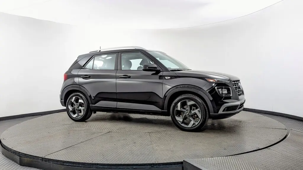 Florida Fine Cars - Used HYUNDAI VENUE 2023 MARGATE SEL