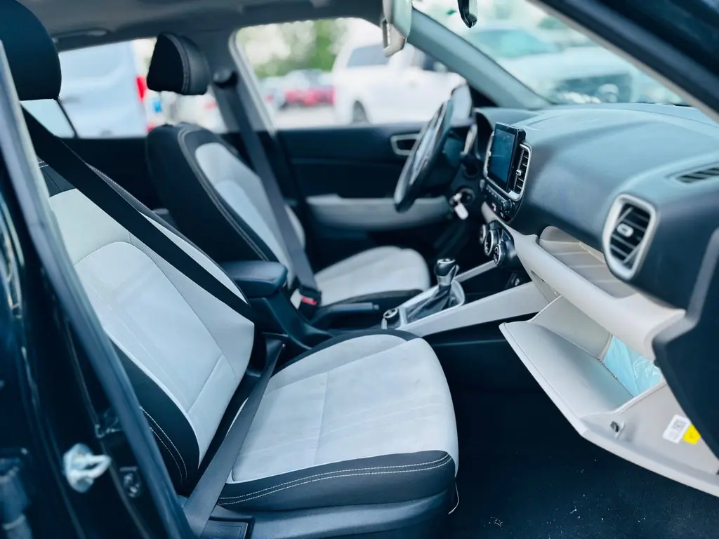 Florida Fine Cars - Used HYUNDAI VENUE 2023 MARGATE SEL