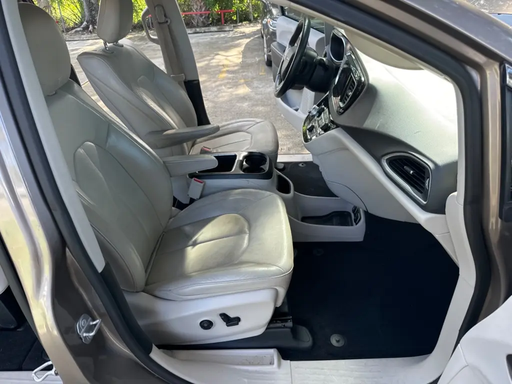 Florida Fine Cars - Used CHRYSLER PACIFICA 2018 WEST PALM TOURING L PLUS