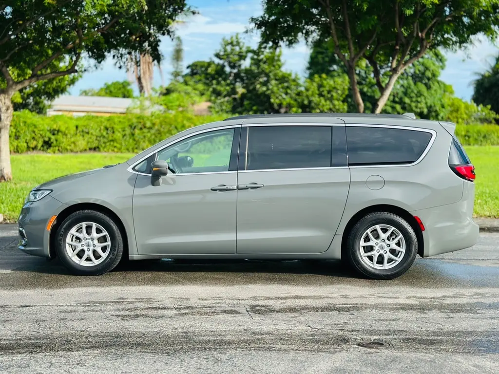 Florida Fine Cars - Used CHRYSLER PACIFICA 2022 MIAMI TOURING L