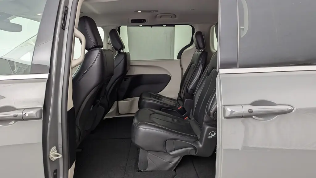 Florida Fine Cars - Used CHRYSLER PACIFICA 2022 MIAMI TOURING L