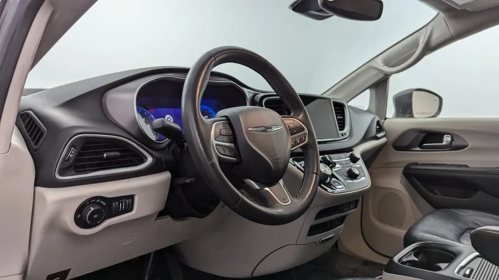 Florida Fine Cars - Used CHRYSLER PACIFICA 2022 MIAMI TOURING L