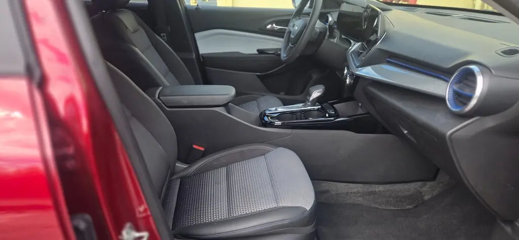 Florida Fine Cars - Used CHEVROLET TRAX 2025 MARGATE LT