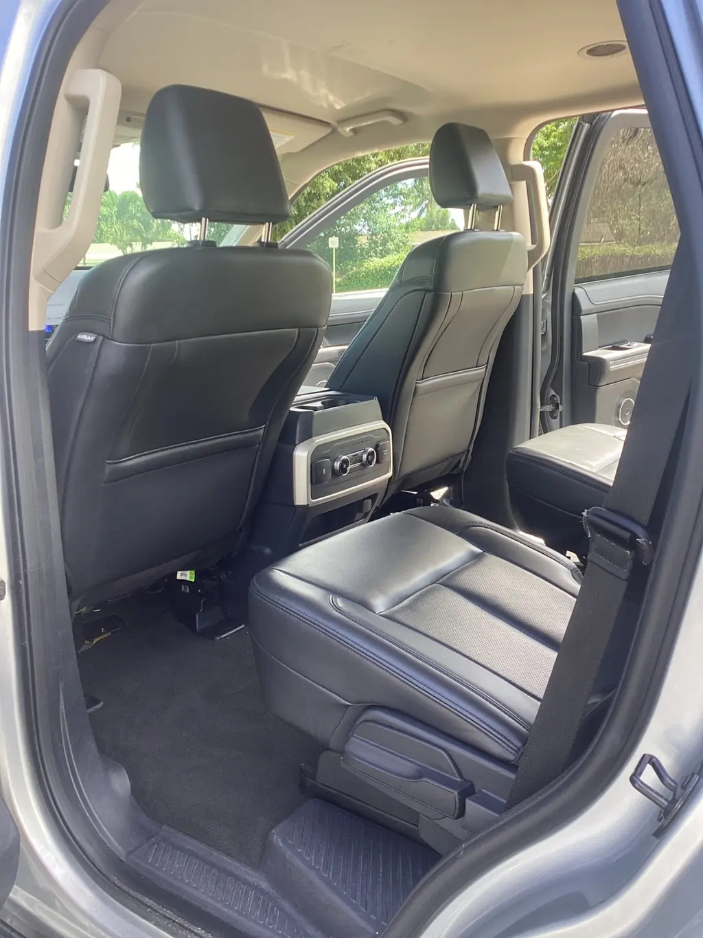 Florida Fine Cars - Used FORD EXPEDITION 2024 MIAMI XLT