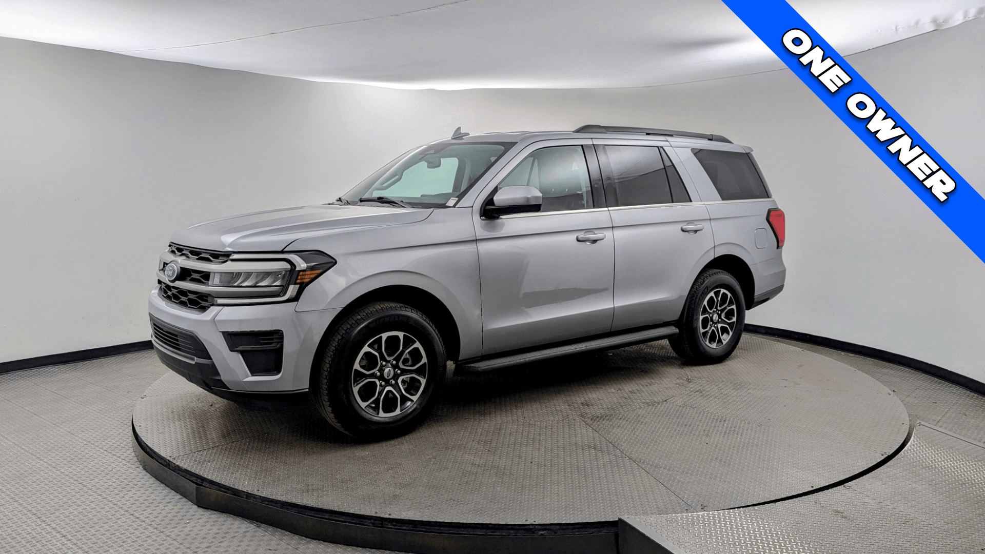 2024 Ford Expedition XLT's photo