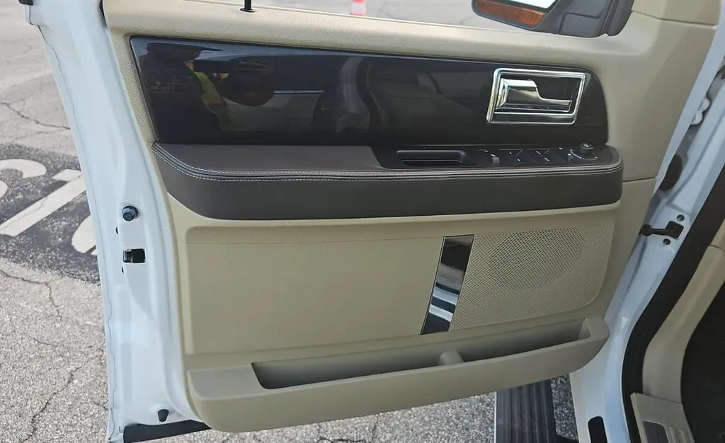 Florida Fine Cars - Used LINCOLN NAVIGATOR 2017 WEST PALM RESERVE