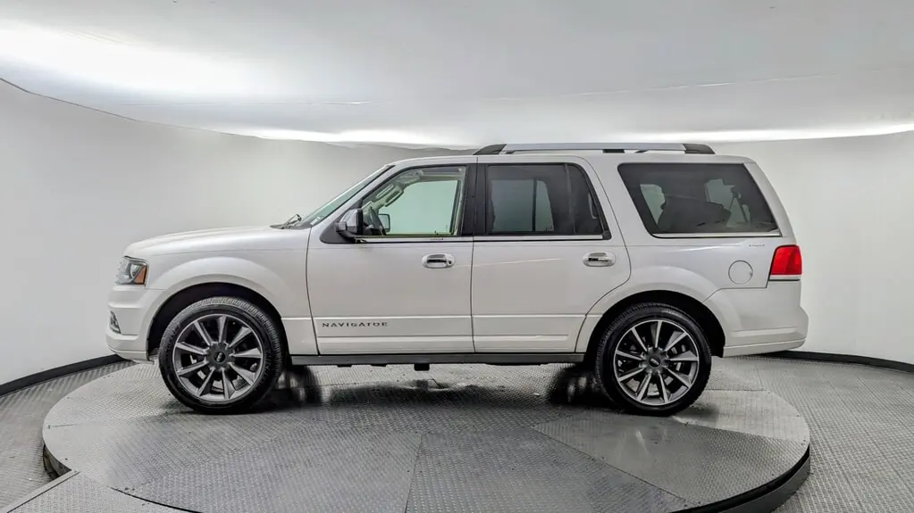 Florida Fine Cars - Used LINCOLN NAVIGATOR 2017 WEST PALM RESERVE