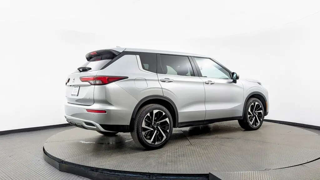 Florida Fine Cars - Used MITSUBISHI OUTLANDER 2024 MARGATE SE
