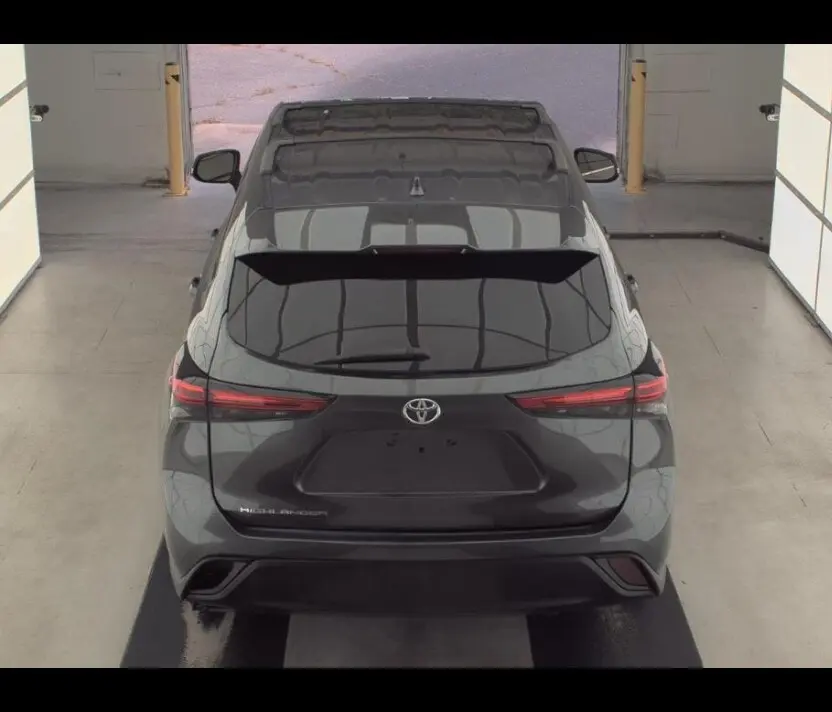 Florida Fine Cars - Used TOYOTA HIGHLANDER 2021 MIAMI L
