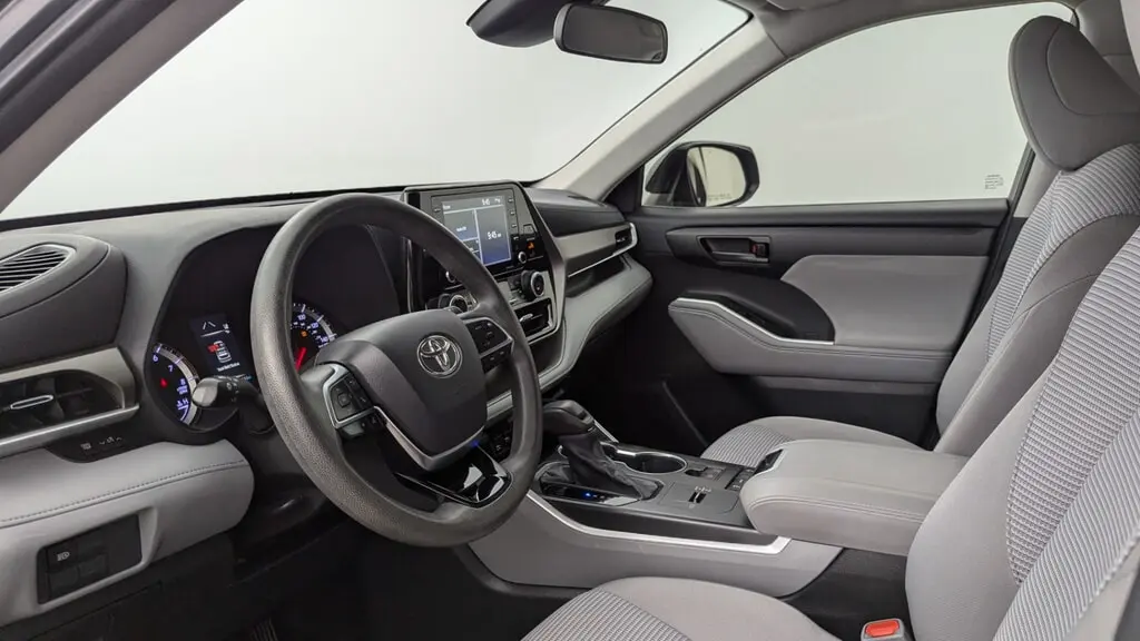 Florida Fine Cars - Used TOYOTA HIGHLANDER 2021 MIAMI L