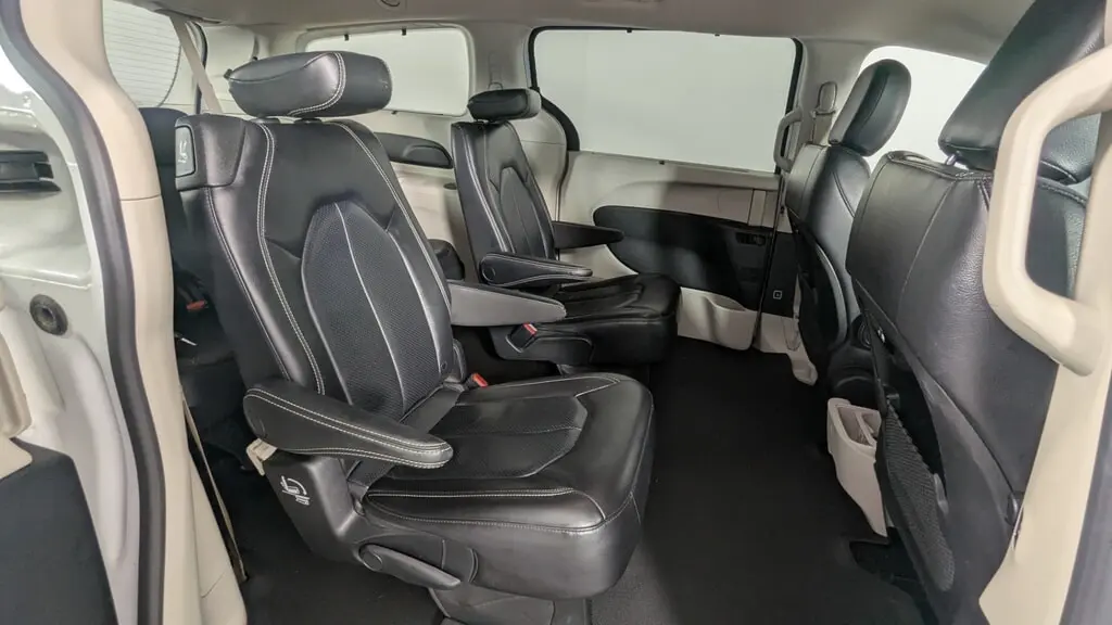 Florida Fine Cars - Used CHRYSLER PACIFICA 2022 ORLANDO TOURING L