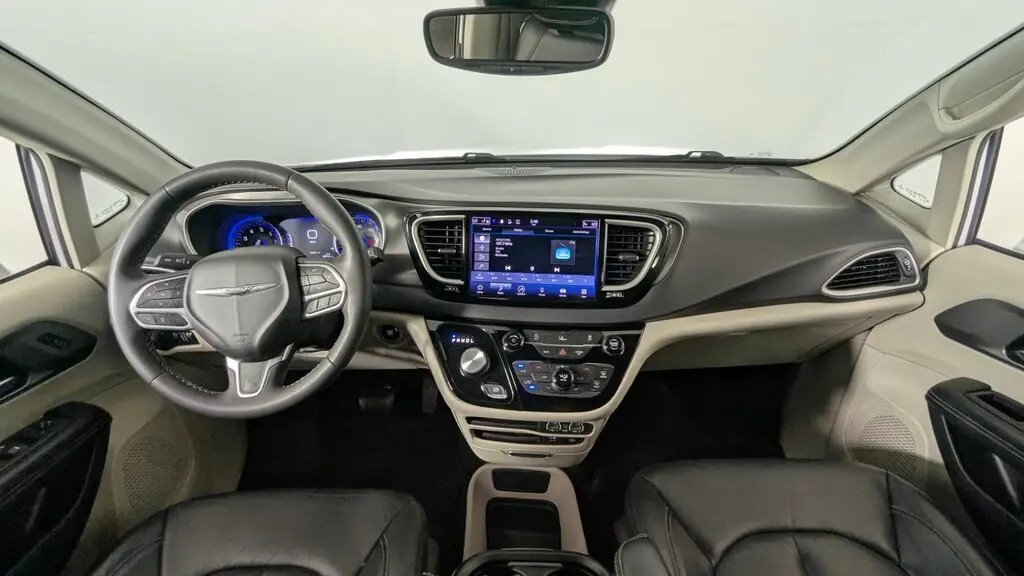 Florida Fine Cars - Used CHRYSLER PACIFICA 2022 ORLANDO TOURING L