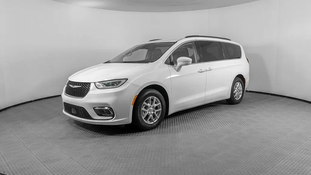 Florida Fine Cars - Used CHRYSLER PACIFICA 2022 ORLANDO TOURING L