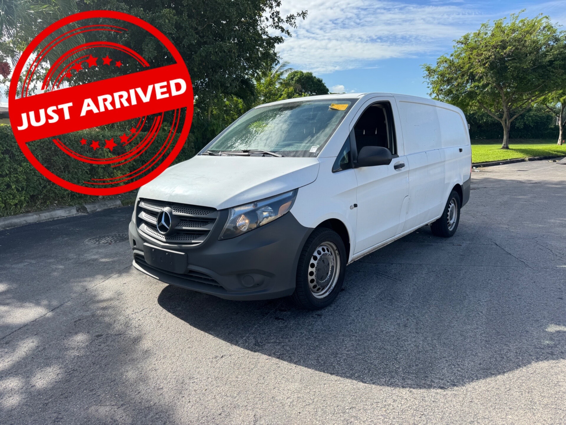 2016 Mercedes-Benz Metris Cargo Van Base