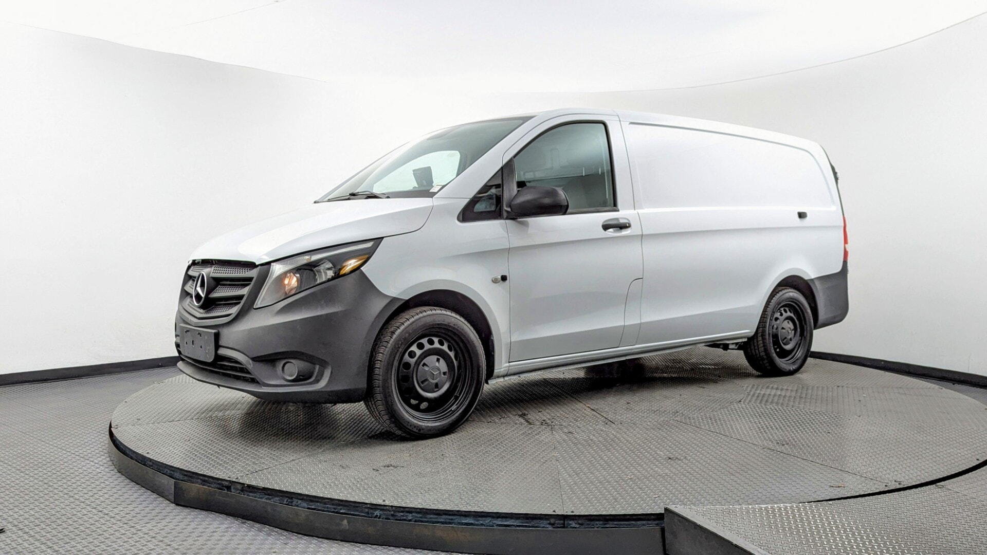 2016 Mercedes-Benz Metris Cargo Van Base