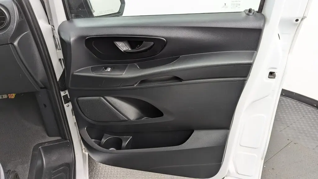 Florida Fine Cars - Used MERCEDES-BENZ METRIS 2016 MIAMI