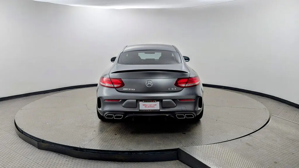 2018 Mercedes Benz C AMG 63 photo 4