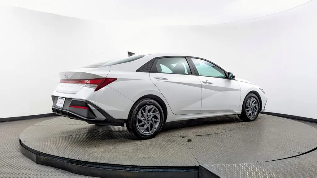 Florida Fine Cars - Used HYUNDAI ELANTRA 2024 MARGATE SEL
