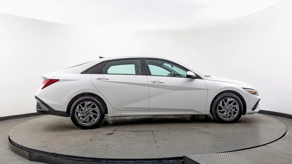 Florida Fine Cars - Used HYUNDAI ELANTRA 2024 MARGATE SEL