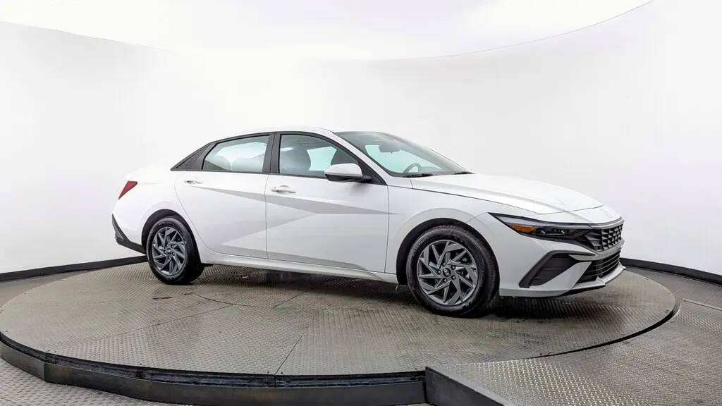 Florida Fine Cars - Used HYUNDAI ELANTRA 2024 MARGATE SEL