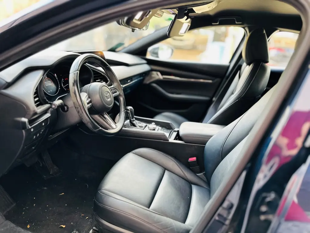 Florida Fine Cars - Used MAZDA MAZDA3 HATCHBACK 2019 WEST PALM W/PREFERRED PKG
