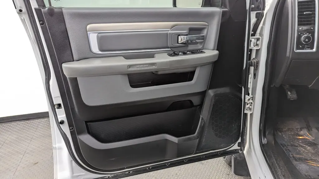 Florida Fine Cars - Used RAM 1500 CLASSIC 2019 MARGATE SLT