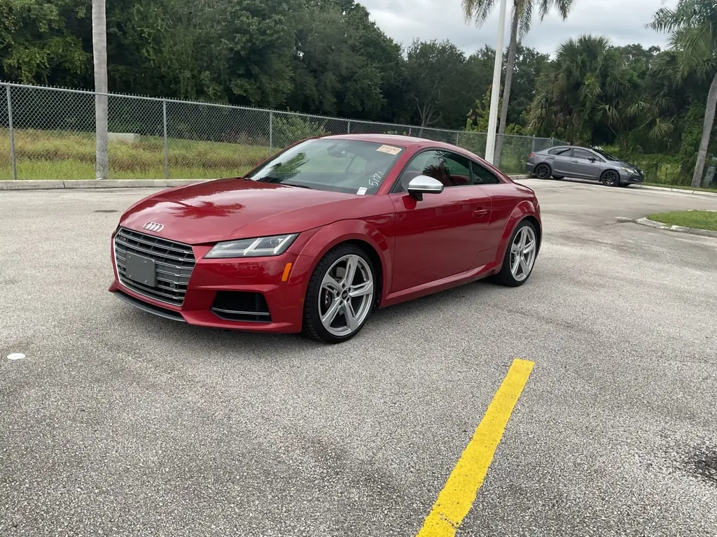 2017 Audi TTS Coupe photo 3