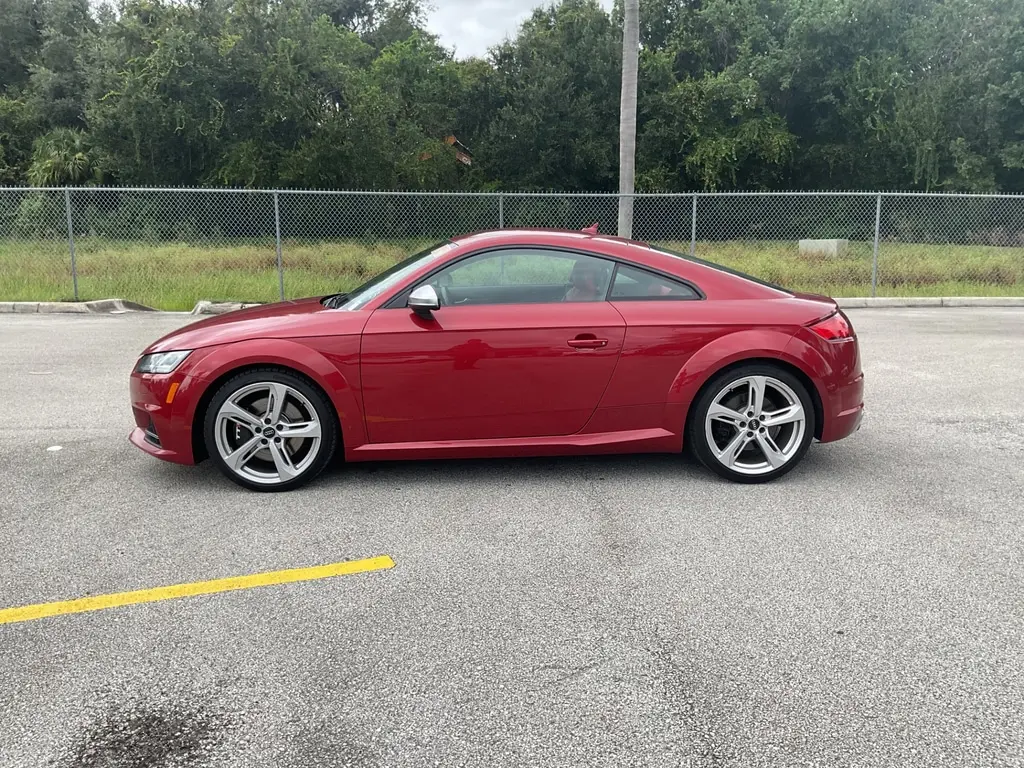 2017 Audi TTS Coupe photo 4