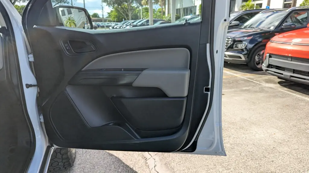 Florida Fine Cars - Used CHEVROLET COLORADO 2019 WEST PALM 2WD WORK TRUCK