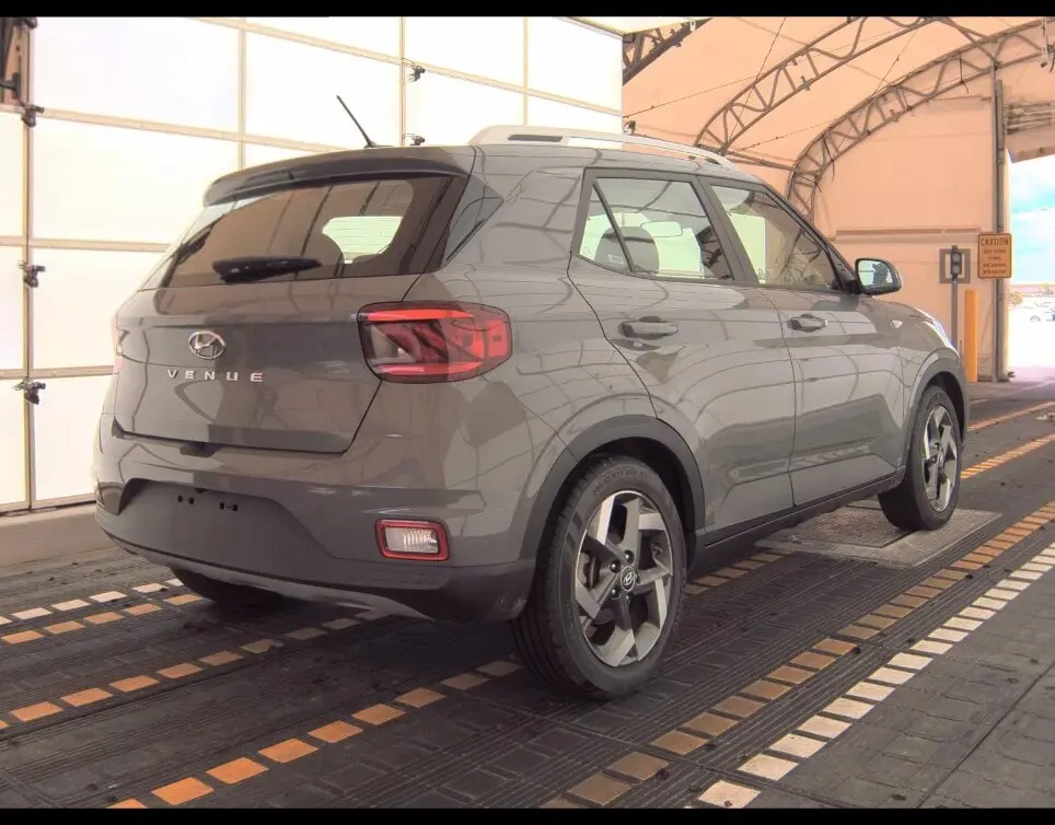 Florida Fine Cars - Used HYUNDAI VENUE 2023 ORLANDO SEL