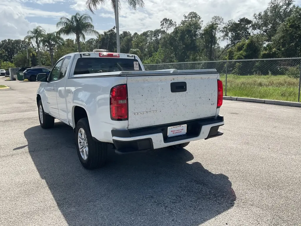2021 Chevrolet Colorado LT photo 3