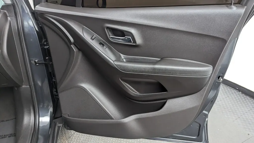 Florida Fine Cars - Used CHEVROLET TRAX 2017 MARGATE LT