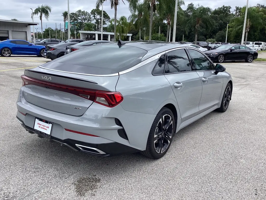2024 Kia K5 GT-Line photo 7