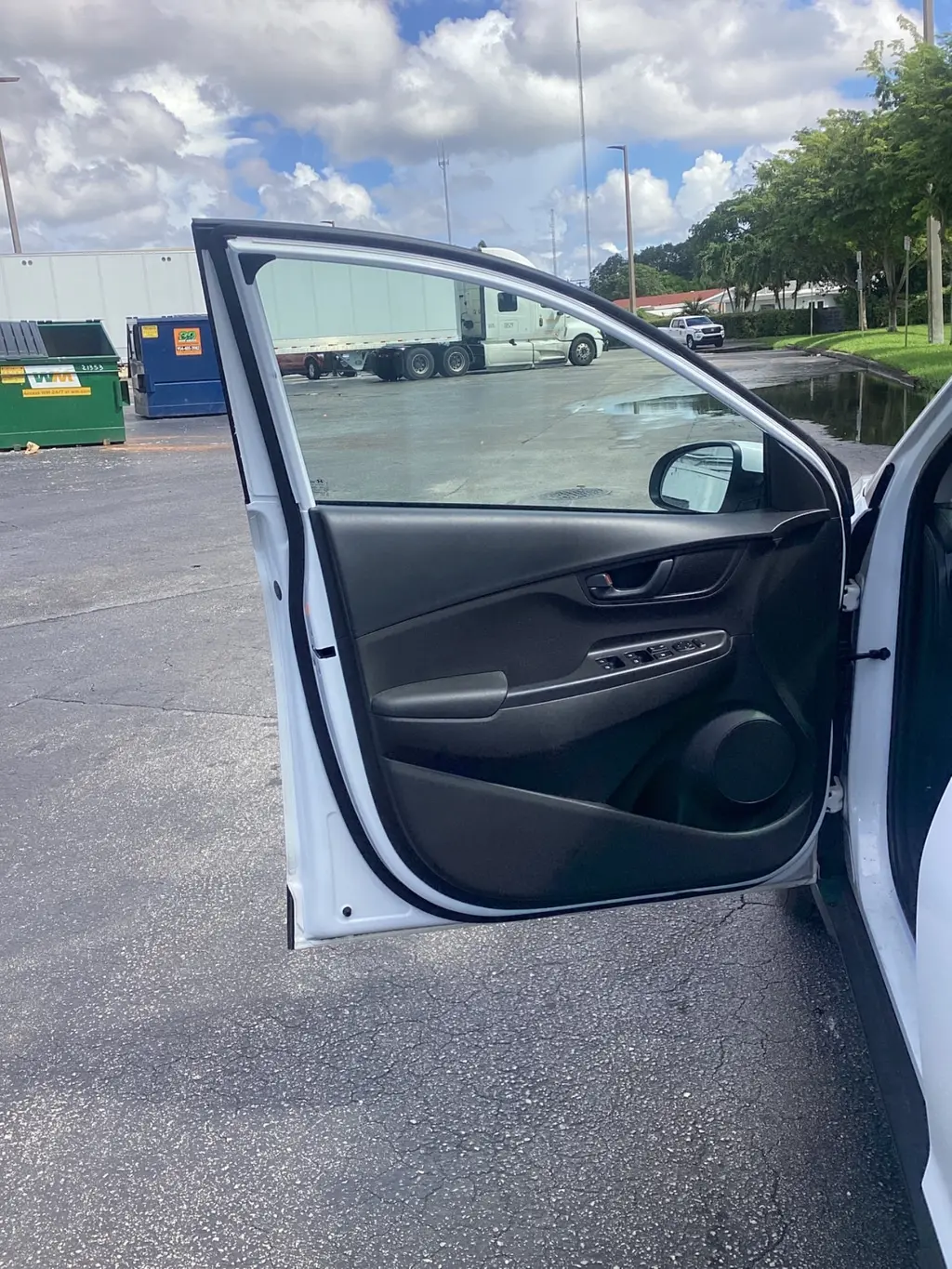 Florida Fine Cars - Used HYUNDAI KONA 2023 MIAMI SE