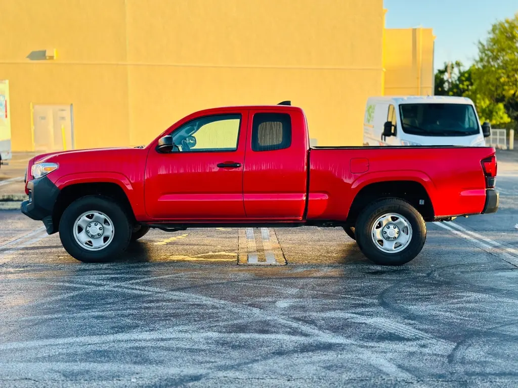 2021 Toyota Tacoma SR photo 3