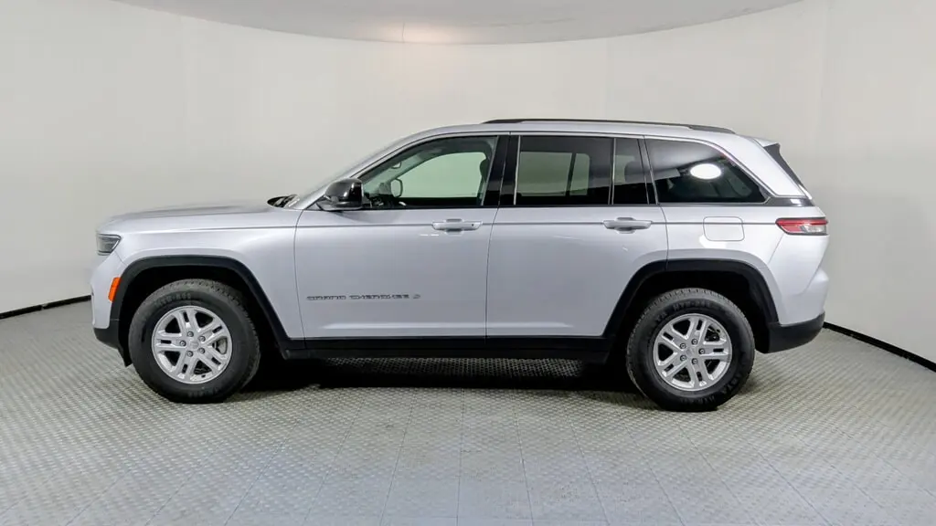 Florida Fine Cars - Used JEEP GRAND CHEROKEE 2024 ORLANDO LAREDO
