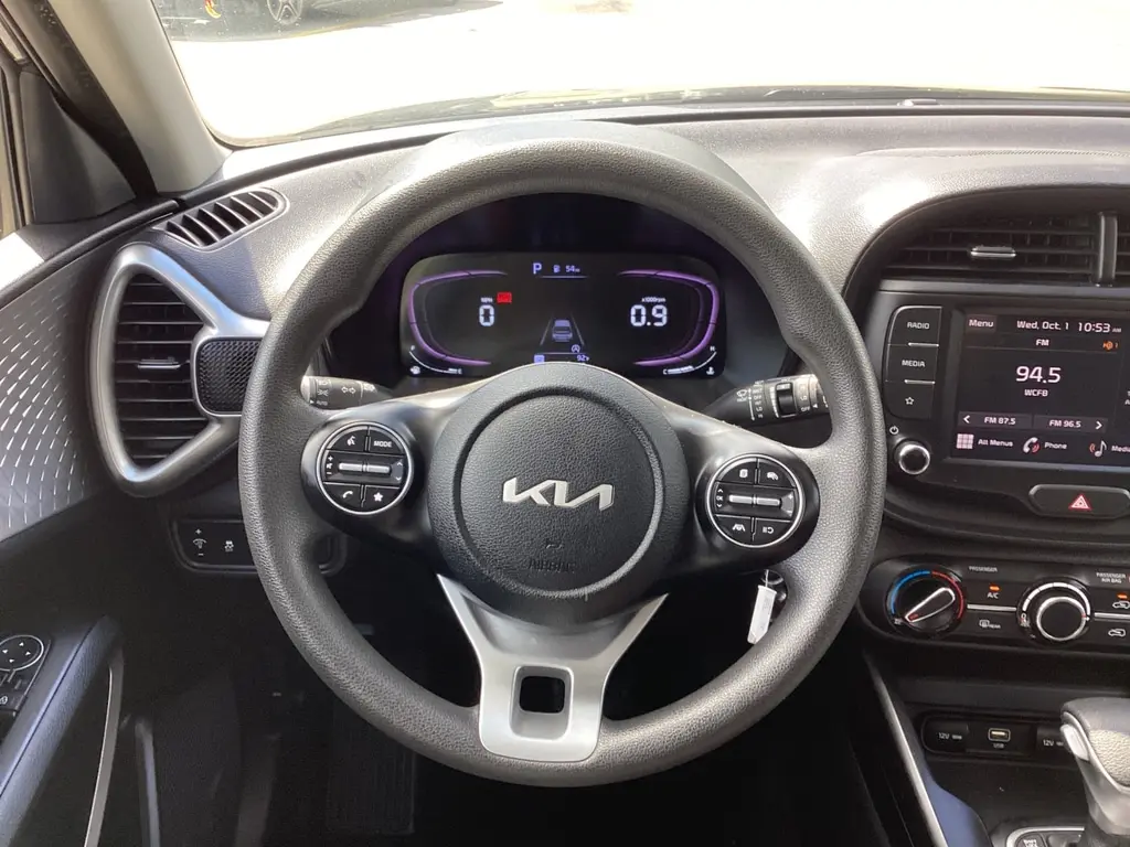 2023 Kia Soul LX S photo 23