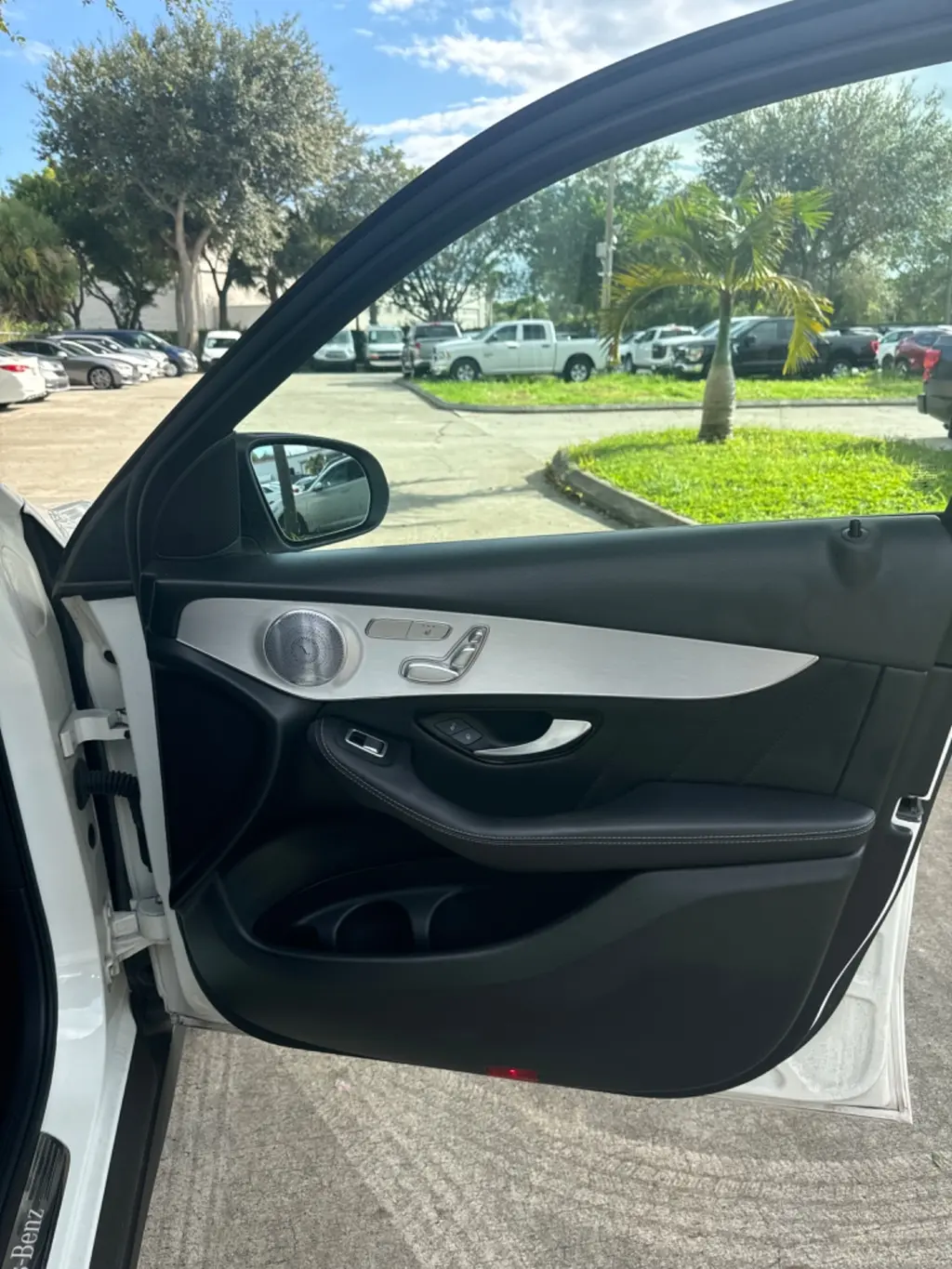 Florida Fine Cars - Used MERCEDES-BENZ GLC 2019 WEST PALM GLC 300