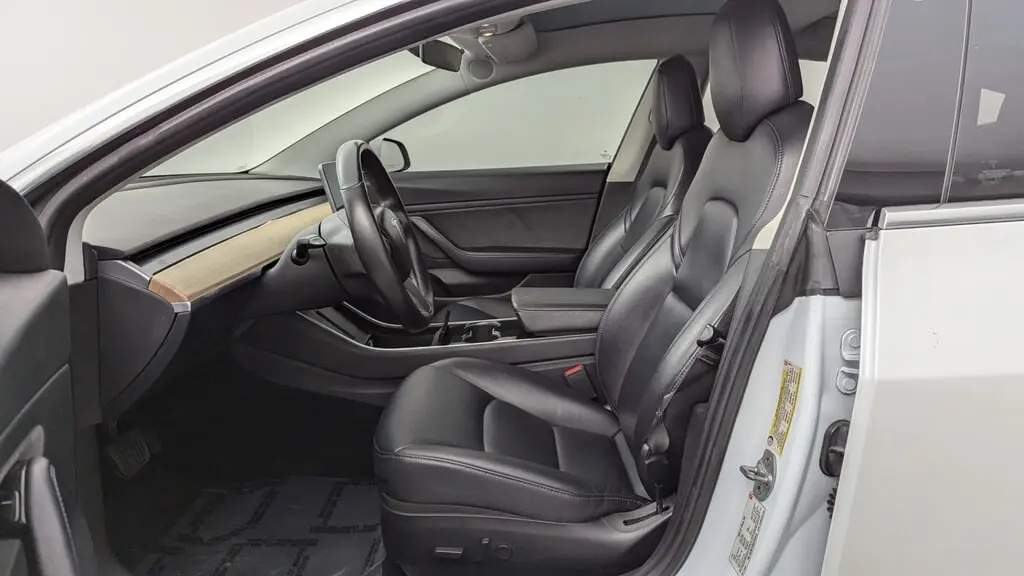 Florida Fine Cars - Used TESLA MODEL 3 2018 MIAMI LONG RANGE BATTERY