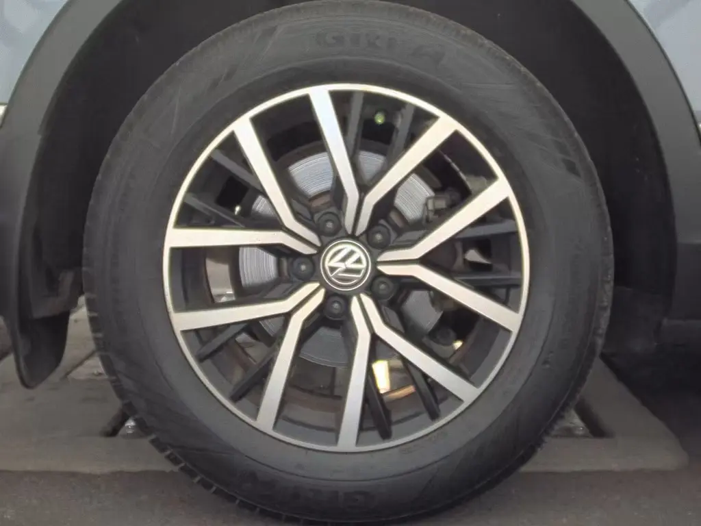 Florida Fine Cars - Used VOLKSWAGEN TIGUAN 2021 WEST PALM SE