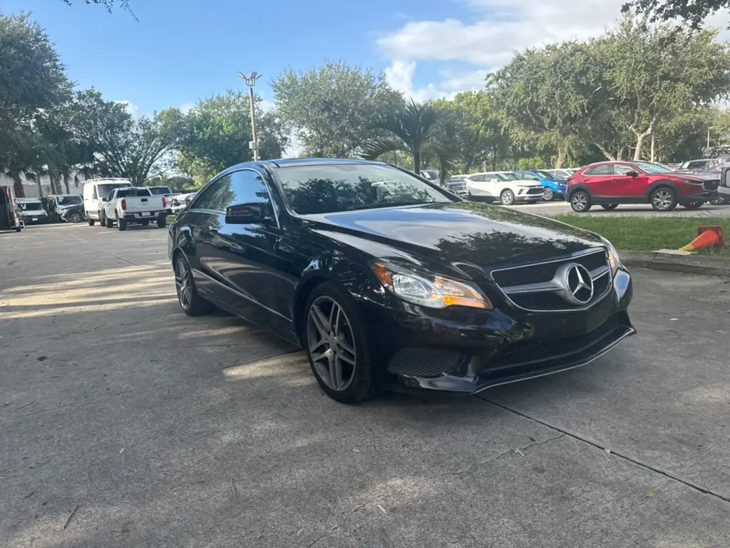 2014 Mercedes Benz E 350 photo 3