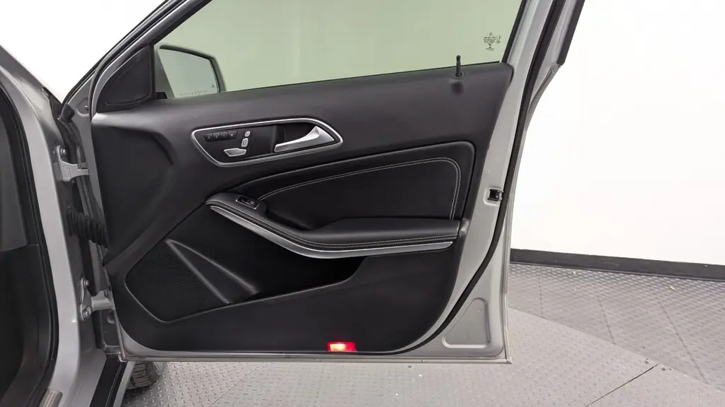 Florida Fine Cars - Used MERCEDES-BENZ GLA 2018 WEST PALM GLA 250 4MATIC