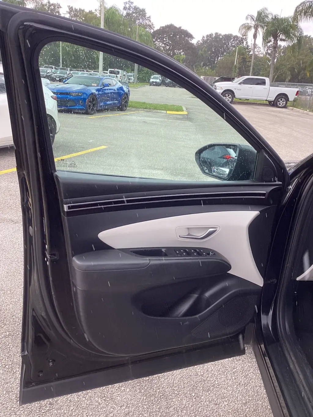 2022 Hyundai Tucson SE photo 3