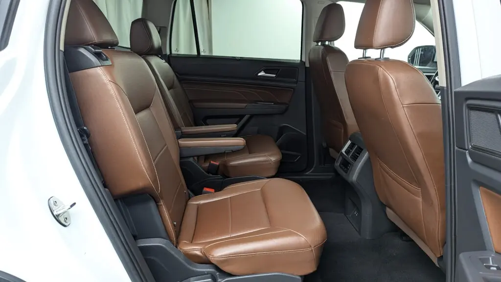Florida Fine Cars - Used VOLKSWAGEN ATLAS 2021 MIAMI 3.6L V6 SE W/TECHNOLOGY R-LINE