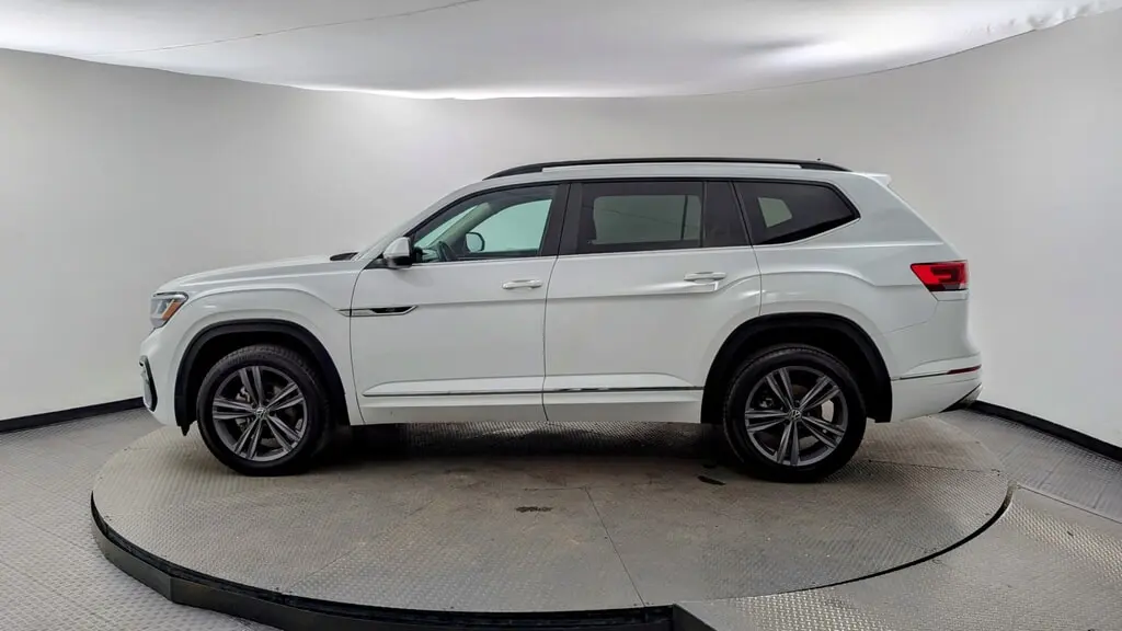 Florida Fine Cars - Used VOLKSWAGEN ATLAS 2021 MIAMI 3.6L V6 SE W/TECHNOLOGY R-LINE