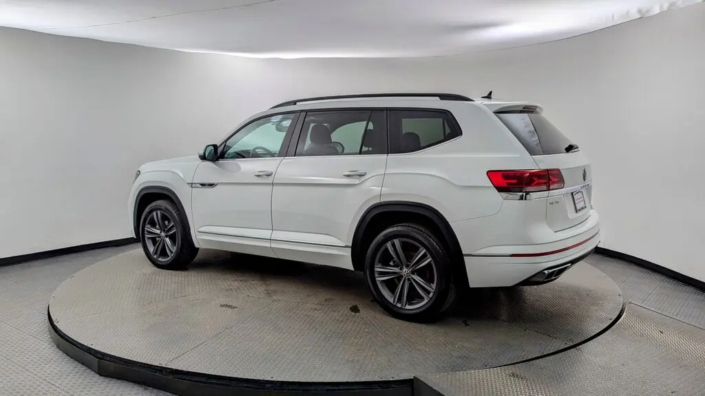 Florida Fine Cars - Used VOLKSWAGEN ATLAS 2021 MIAMI 3.6L V6 SE W/TECHNOLOGY R-LINE