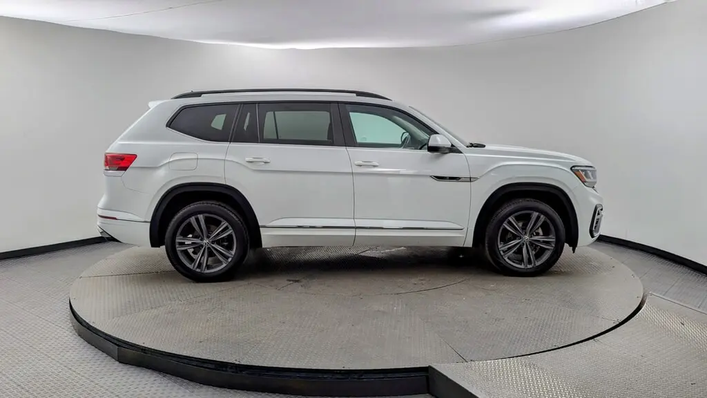 Florida Fine Cars - Used VOLKSWAGEN ATLAS 2021 MIAMI 3.6L V6 SE W/TECHNOLOGY R-LINE