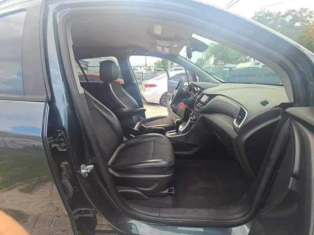 Florida Fine Cars - Used CHEVROLET TRAX 2021 MARGATE LT