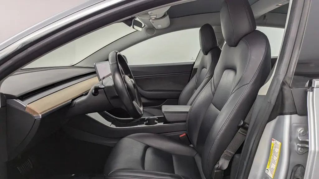 Florida Fine Cars - Used TESLA MODEL 3 2018 MIAMI LONG RANGE BATTERY